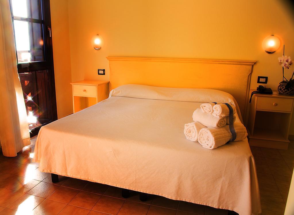 טורה דיי קורסרי Torre Hotel - Adults Only מראה חיצוני תמונה